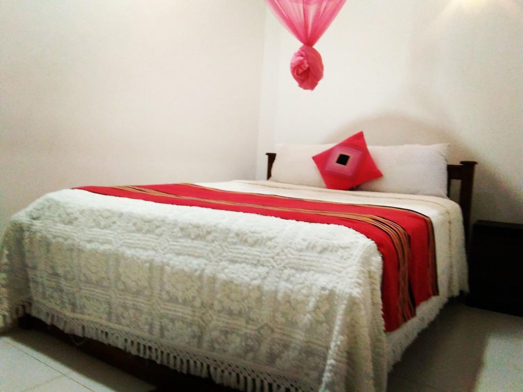 Radha Tourist Home Polonnaruwa Esterno foto